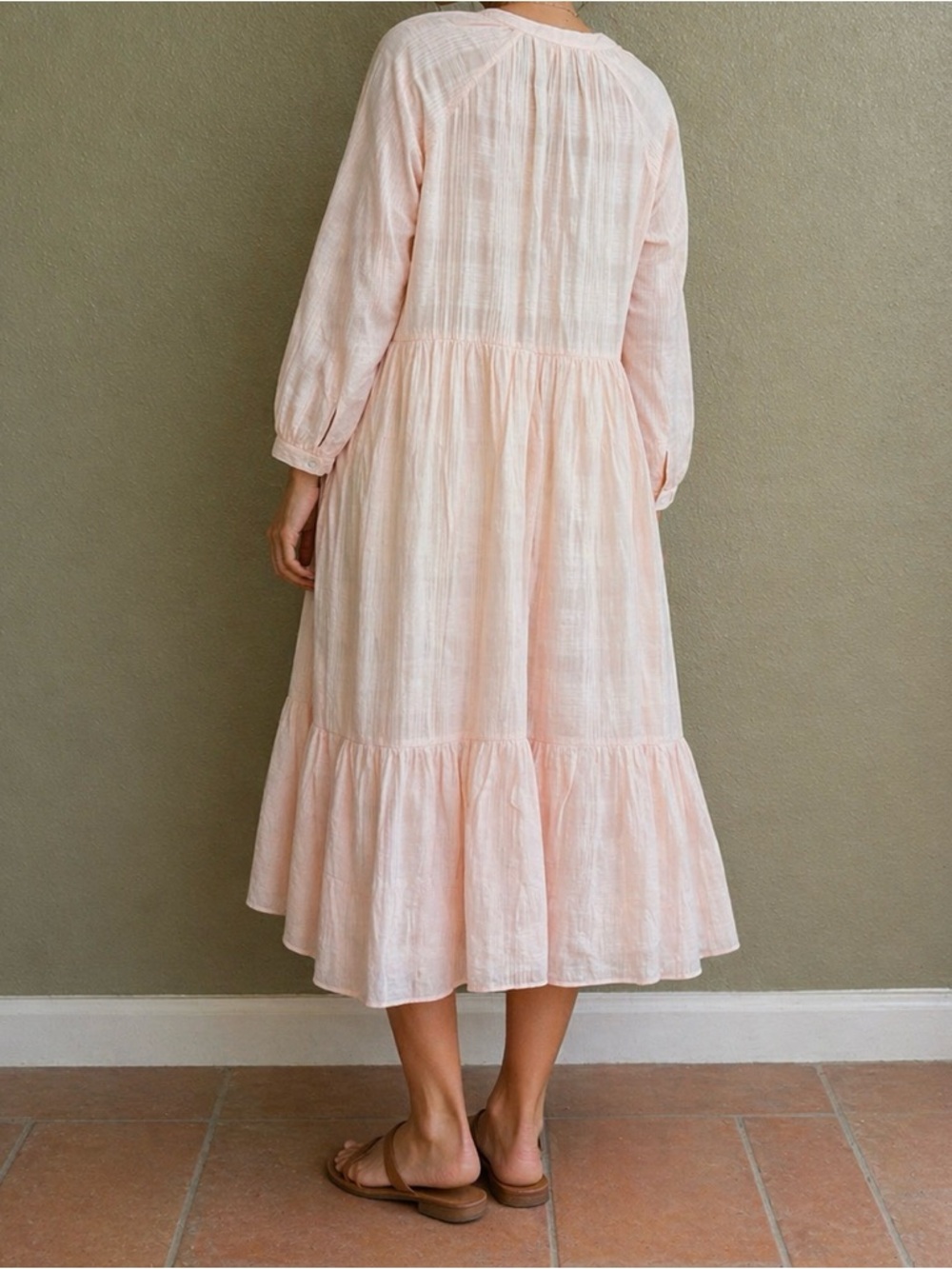Veronica Beard Blush Pink V-Neck Tiered Midi Dress - Picture 5 of 9